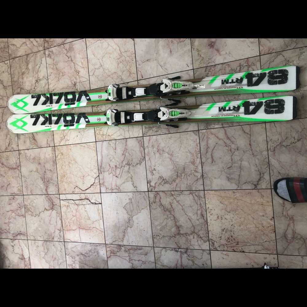 Volkl Skies